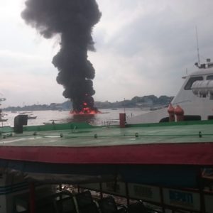 Istri Har Syok Suaminya Jadi Korban Kapal Terbakar