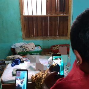 Bi Ning Ditemukan Membusuk Dikamarnya