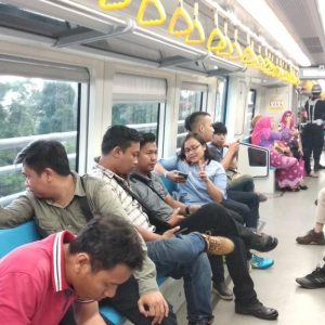 Dievaluasi Ulang, LRT Hanya Beroperasi Sampai Pukul 19.00