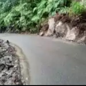 Waspada Longsor di Akses Desa Terkul-Tanjung Agung Lahat