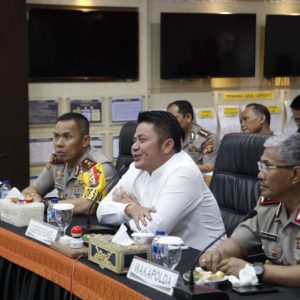 Gubernur HD Pastikan Bansos  di Sumsel Tepat Sasaran