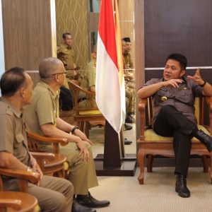 HD Lepas Tiga Pelajar Wakil Sumsel ke Inggris