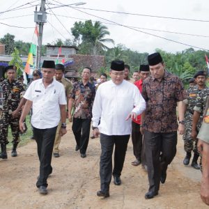Jalan Mulus dan Terang Benderang, Warga BHL Senang