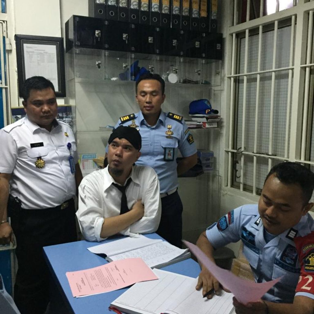 Divonis 1,5 Tahun, Ahmad Dhani Ditahan di Lapas Cipinang