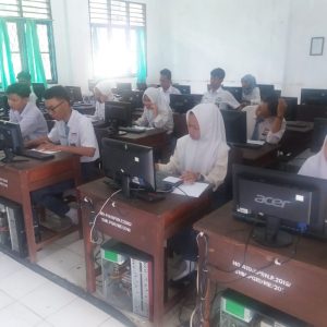 13 Siswa SMA PGRI Muara Enim Ikuti Simulasi UNBK