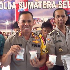 Dua Sekawan Ade dan Yogi Ditangkap Saat Antar Sabu ke Petugas