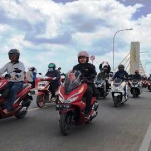 Astra Motor Sumsel Ajak Puluhan Konsumen PCX Gathering