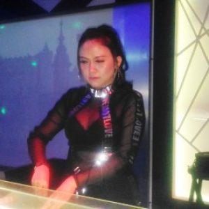 Tiana Hibur Pengujung rendeZvous Palembang di Malam Tahun Baru