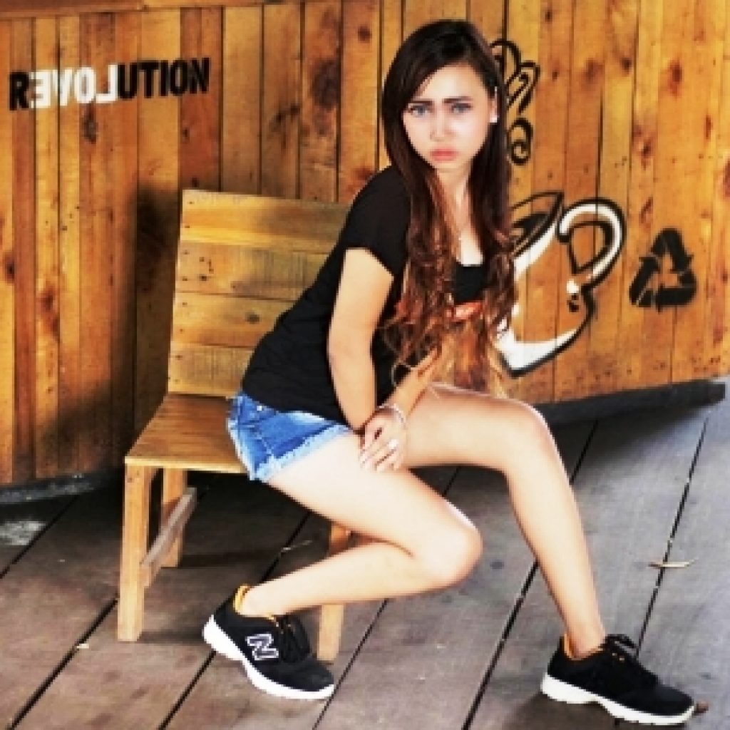 Sebelum Jadi DJ, Ana Queen Pernah Jadi Model Hingga Melihat Banyak Burung