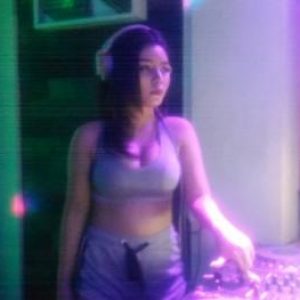 Goyangan Fildza Hipnotis Pengujung rendeZvous Palembang