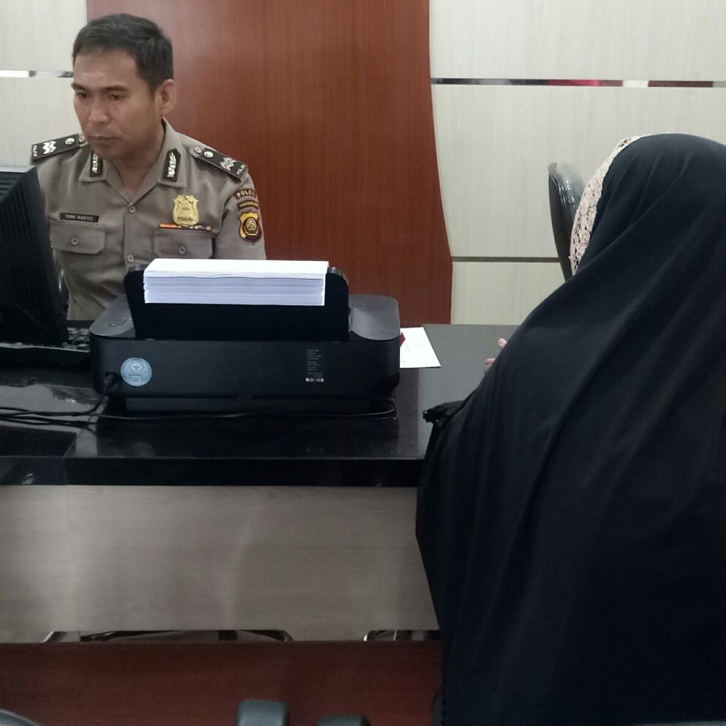 Ibu Dua Anak Menjadi Korban Pelecehan Oleh Sopir Taksi Travel