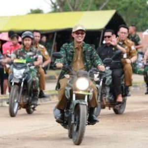 Harnojoyo Jajal Naik Motor, Dalam Pembukaan TNI Manunggal, Masuk Desa