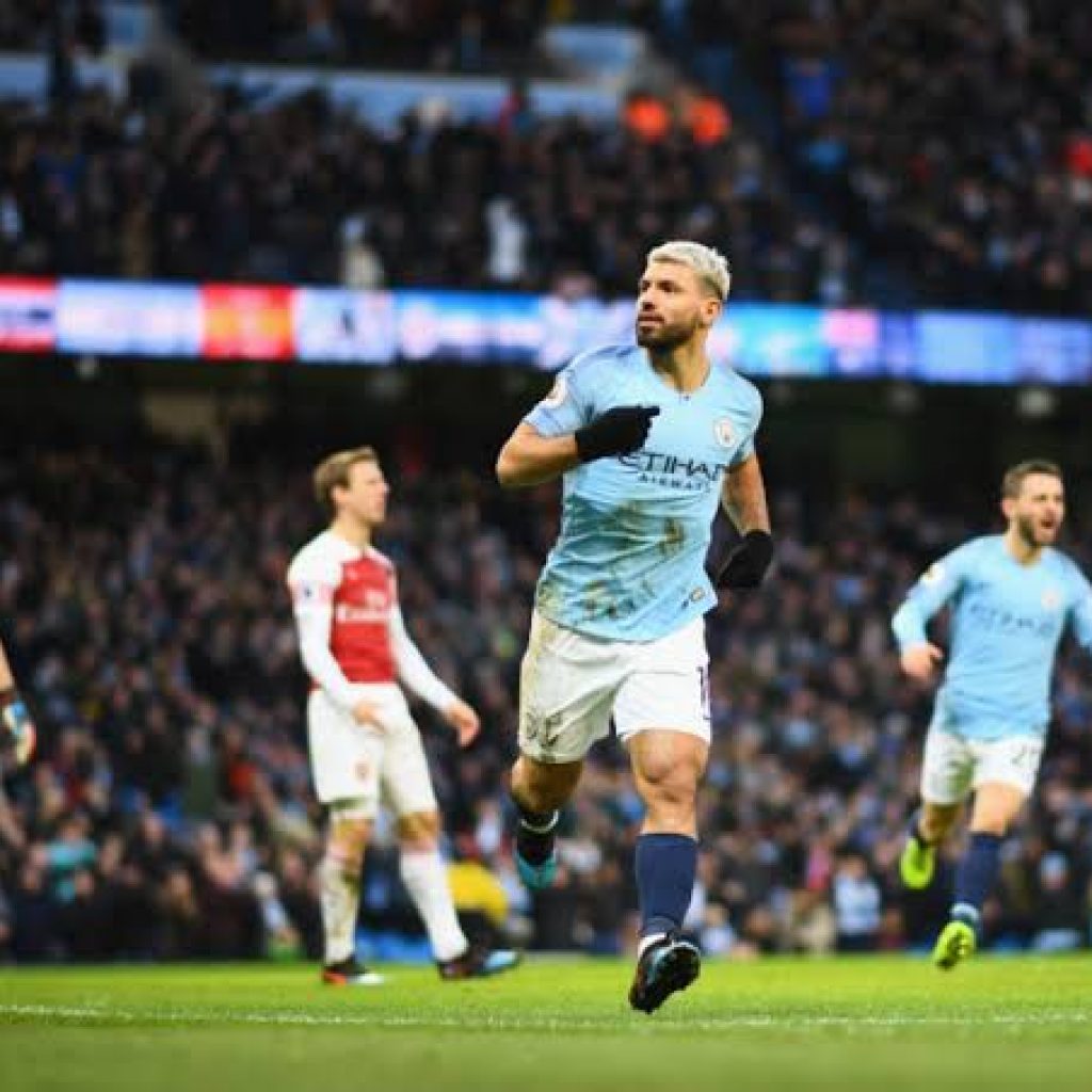 Man City Bungkam Arsenal 3-1
