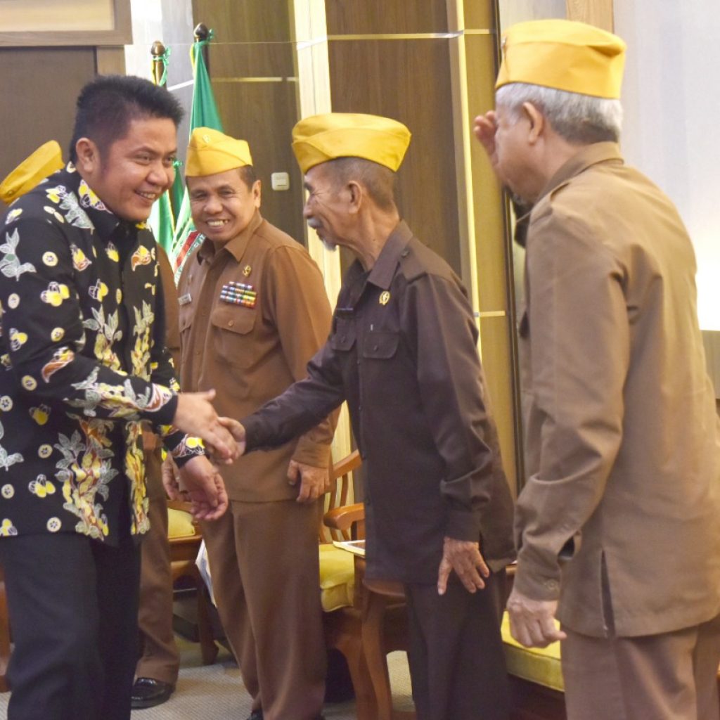 Herman Deru Minta Dinsos Lebih Proaktif Perhatikan LVRI