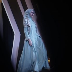 Adis Karim Keluarkan 30 Motif Asli Kain Sumsel Palembang Fashion Week 2019