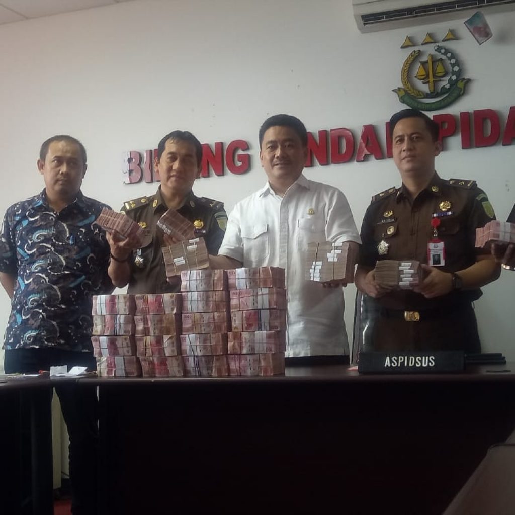 Terdakwa Kasus Korupsi, Kembalikan Kerugian Negara Total 5,3 Miliar