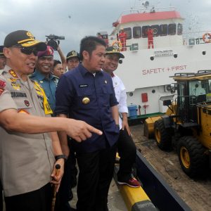 15 Tahun Vakum, Herman Deru Akhirnya Operasionalkan Pelabuhan Laut Tanjung Api-Api