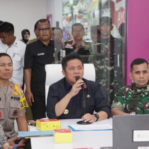 Pantau Pemilu, Herman Deru Gelar Video Conference Serentak