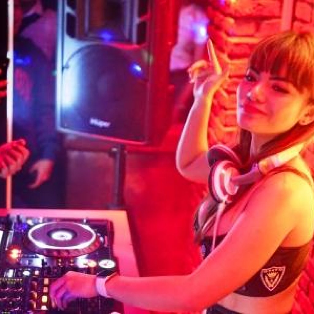 Selama Ramadan, Dinar Candy Akan Kenakan Hijab