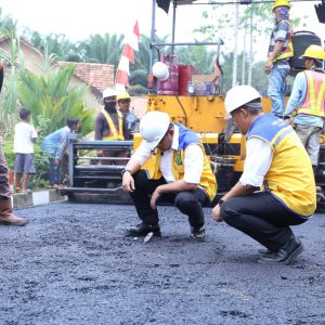 Muba Jadi Pelopor dan Percontohan Inovasi Aspal Karet