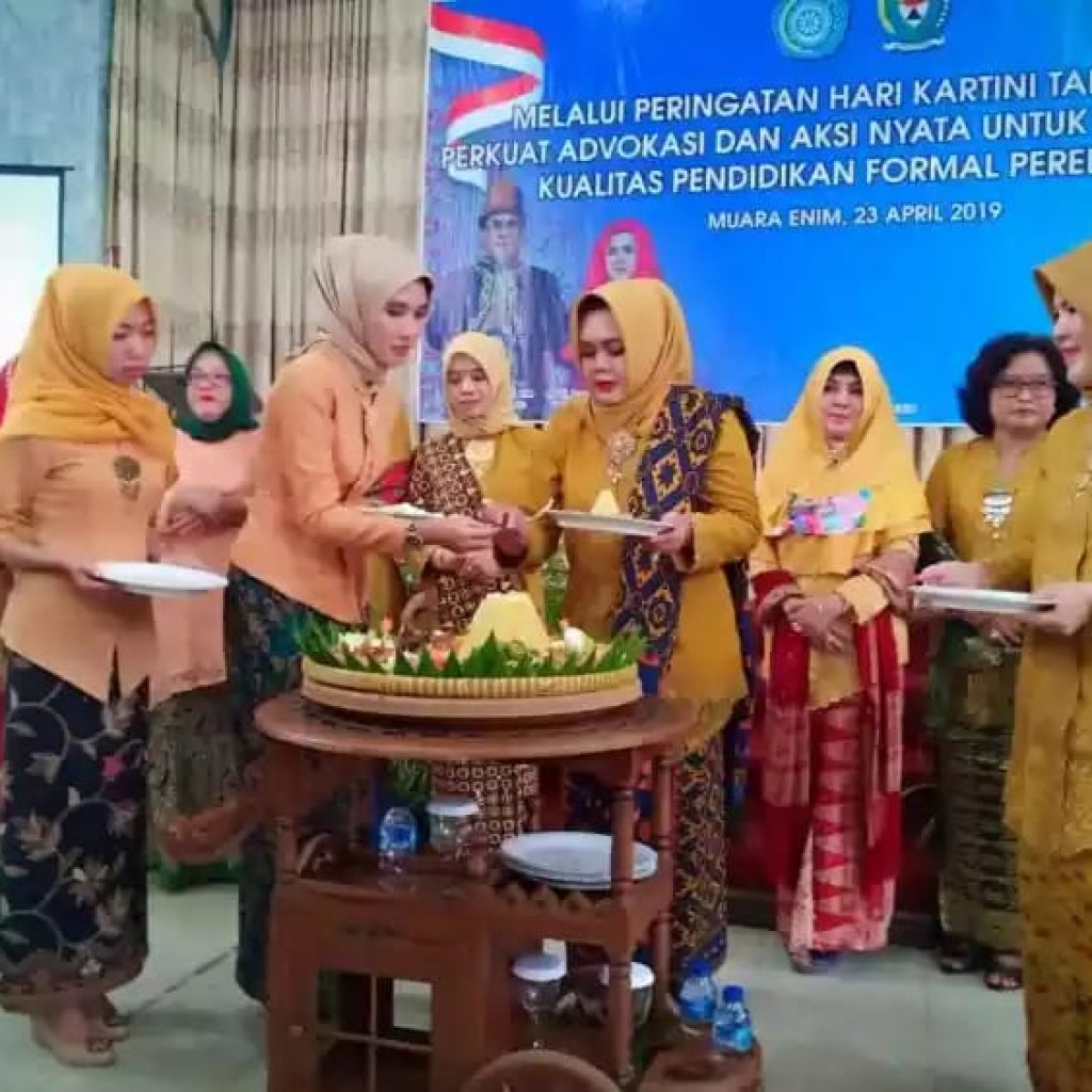 Hari Kartini, Bupati Muara Enim : Wanita Sebagai Penyemangat