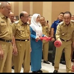 Bupati Lahat Hadiri Launching Bosda Diknas