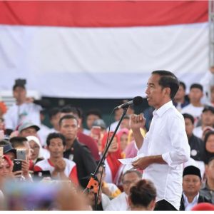 Persiapa Debat Besok, Jokowi : Sibuk Kampanye