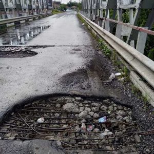 Miris, Ini Kondisi Sambungan Antara Jalan dan Jembatan di Desa Perjito Gunung Megang