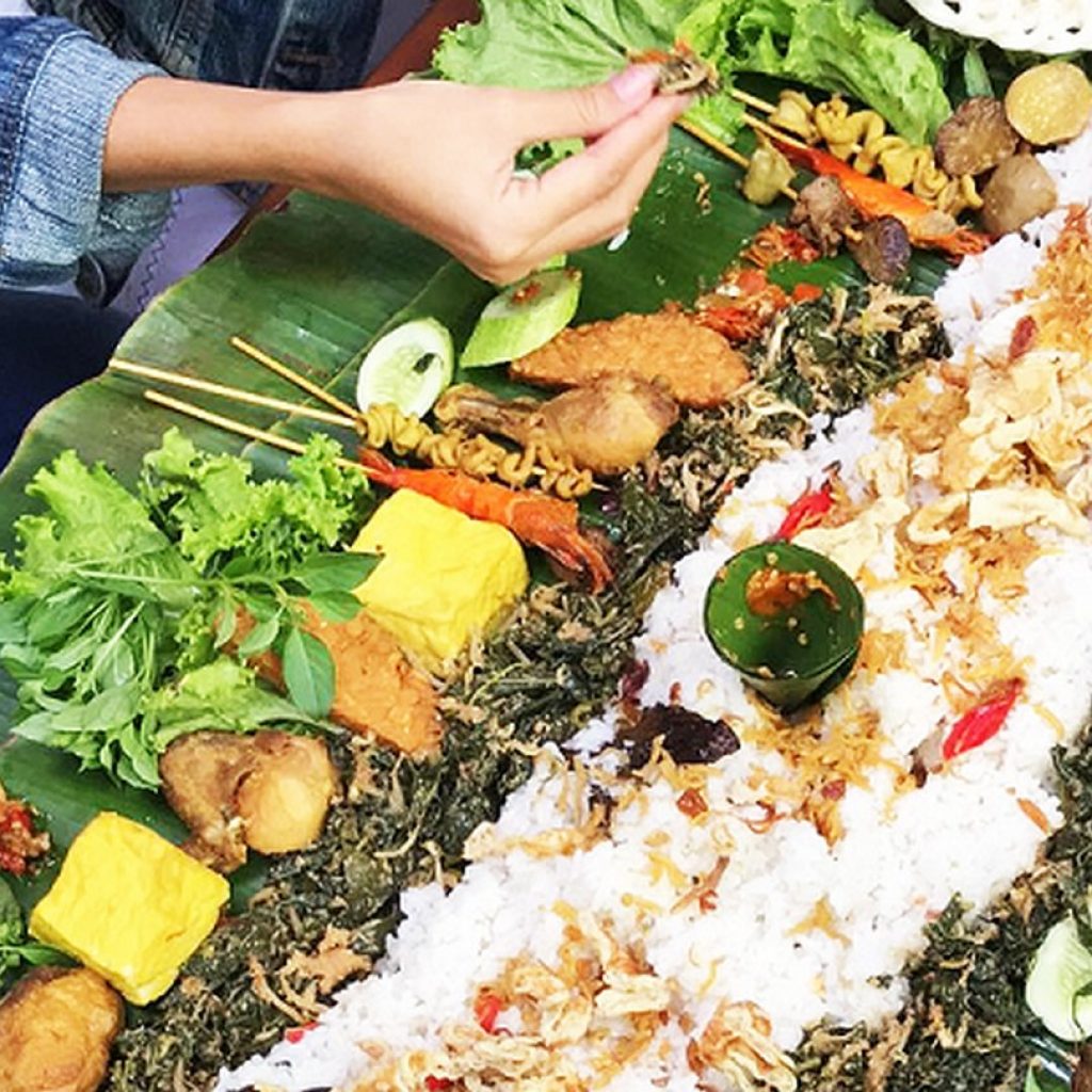 Makan dengan Bijak dapat Menjaga Kesehatan Lambung Selama Puasa Ramadan