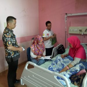 Dinkes dan Polres Muba Langsung Uji Lab Mie Basah di Pasar Talang Jawa