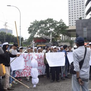 AMMPM Demo Ke KPK, Desak Tuntaskan Kasus OTT Muba 2015