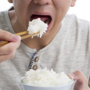 Hati-hati, Makan Berlebih Saat Buka Puasa Bisa Membuat Gula Darah Naik