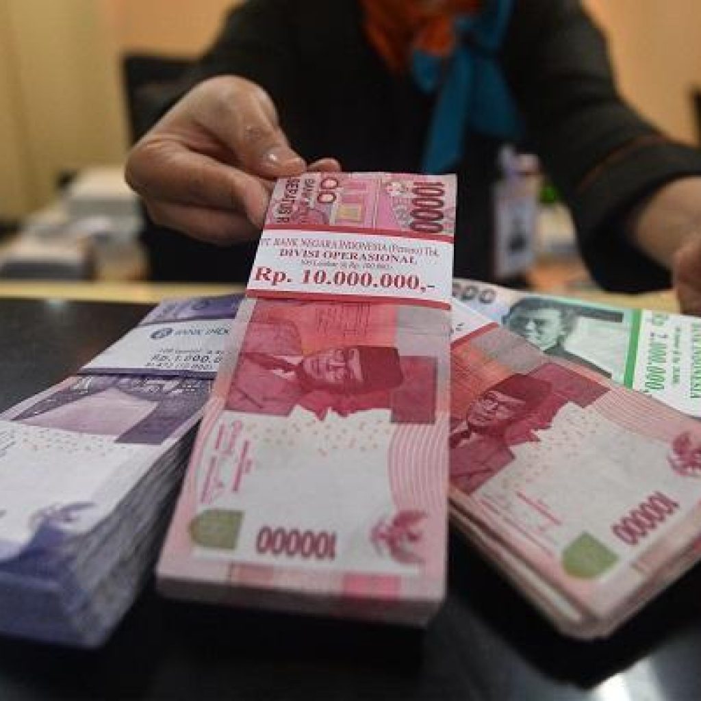 Gaji 13 dan THR Akan Diputuskan Dalam Sidang Kabinet