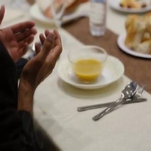 5 Minuman yang Harus Dihindari Saat Sahur, Terutama Teh