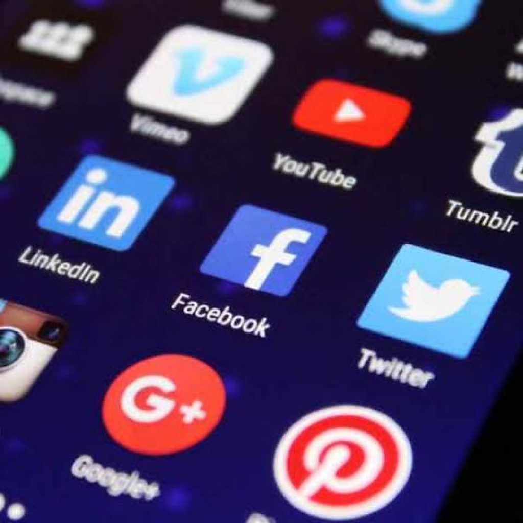 Medsos Anda Terganggu, Ini Ternyata Penyebabnya