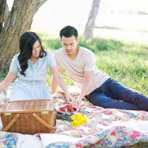 Anda Pendiam, Si Pacar Tukang Ngelawak: Benarkah Pacaran Beda Karakter Tanda Jodoh?