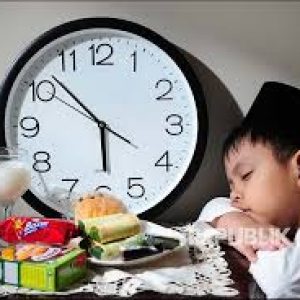 Ayah Bunda, Ini Cara Ajak Si Kecil Memaknai Ramadan