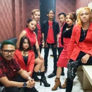 Jalani Kontrak Bersama theVenus Golden Hall, Chemistry Band Siap Hibur Pengunjung