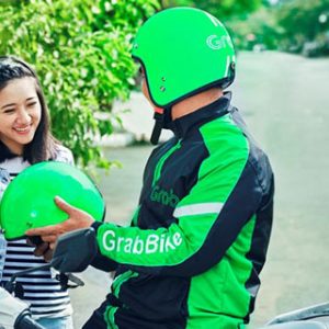 Tips Aman Naik Ojek Online dari Grab