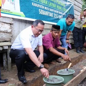 TA 2019 Pemkab Muba kuncurkan 255  Bantuan Bedah dan Rehab Rumah Khusus Warga Miskin Muba 