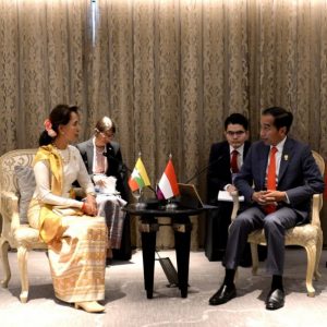 Bertemu Aung San Suu Kyi, Presiden Tekankan Pentingnya Keamanan di Rakhine State