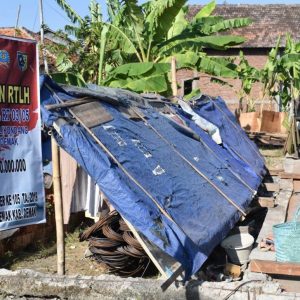 Dibangun TNI, Rumah Reyot Mbah Kholil Akan Kokoh