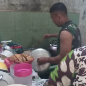 TMMD, Tentara Juga Bantu Memasak