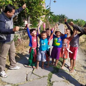 Buah Sabar dan Telaten di Lokasi TMMD