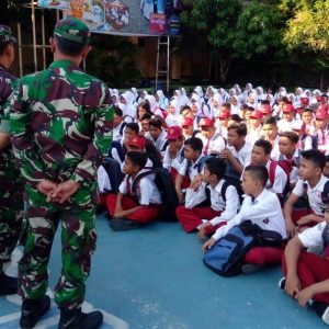 Sosialisasi Wasbang Kepada Pelajar di Desa TMMD