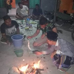 Jalin Keakraban Dengan Warga Desa Sasaran TMMD