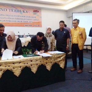 KPUD Muara Enim Lakukan Rapat Pleno Terbuka Untuk Anggota DPRD