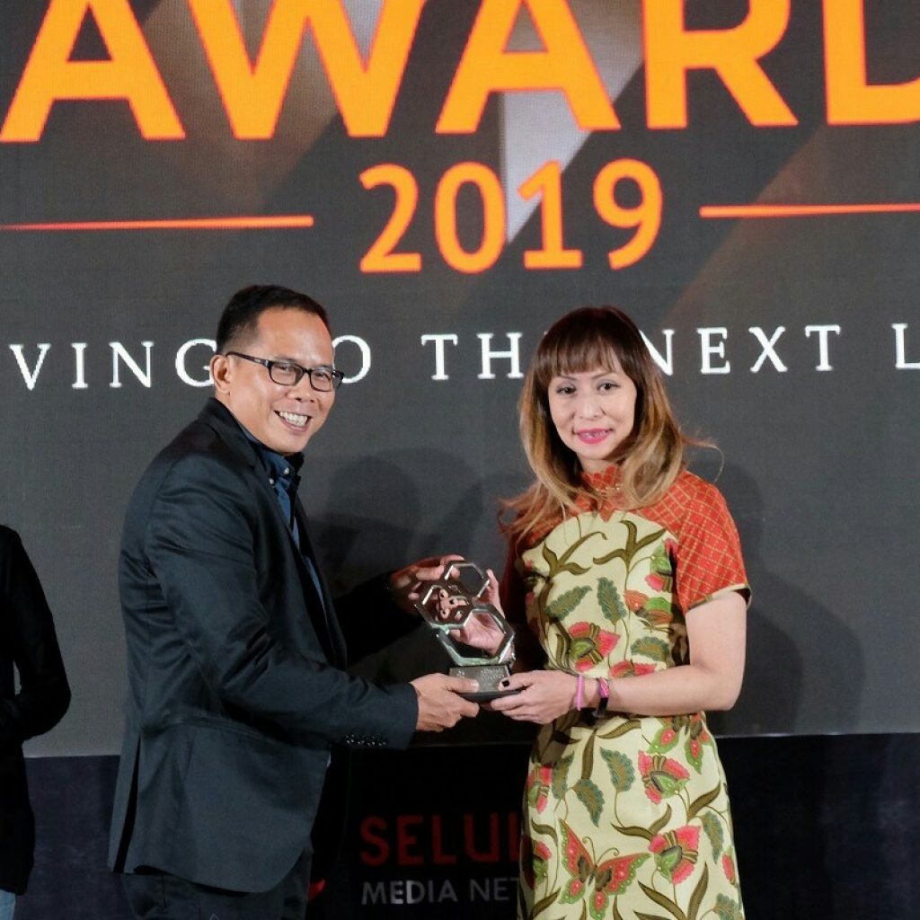 Dua Penghargaan di Raih Indosat Ooredoo