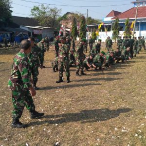 Jelang Pembukaan TMMD, Bersama Warga TNI Kodim Demak Gelar Kerja Bhakti Bersama