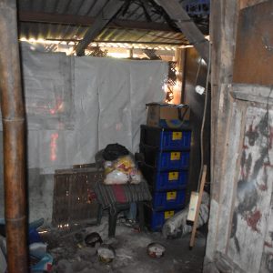 Kondisi Rumah Yang Mau di Rehab Memprihatinkan